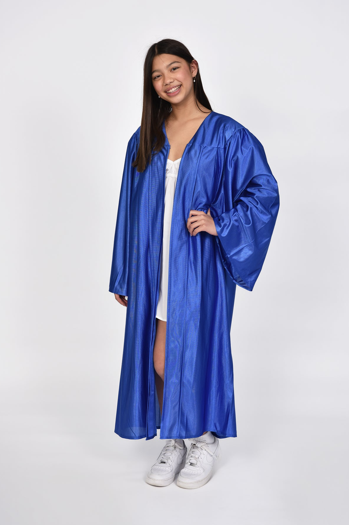Middle School & Junior High School Graduation Gown
