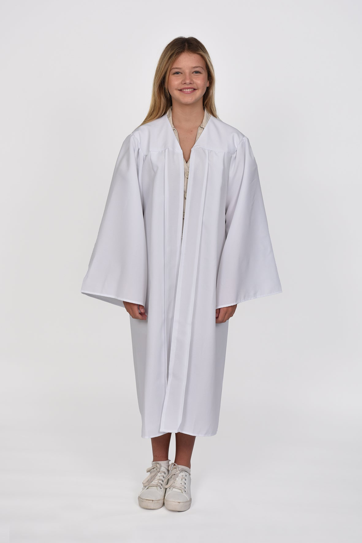 Middle School & Junior High School Graduation Gown
